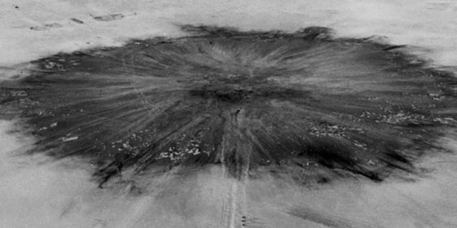 Tarihte bugün (13 Şubat): Fransa Büyük Sahra'ya atom bombası attı
