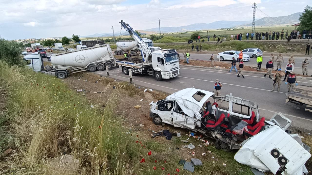 Gaziantep'te 9 kişinin öldüğü kazada 6 kural ihlali tespit edildi