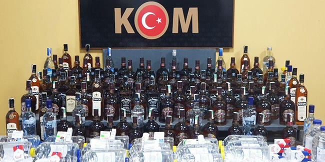 Sakarya’da 109 şişe gümrük kaçağı alkol ele geçirildi