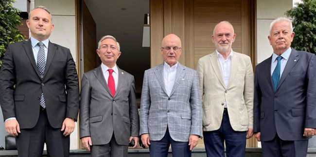Şampiyon kulüplerin yöneticileri İstanbul'da bir araya geldi