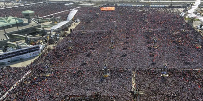 Erdoğan'dan İstanbul mitingi paylaşımı: ''Tesadüf değildi''