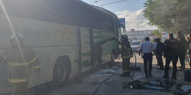 Balıkesir'de yolcu otobüsünde yangın