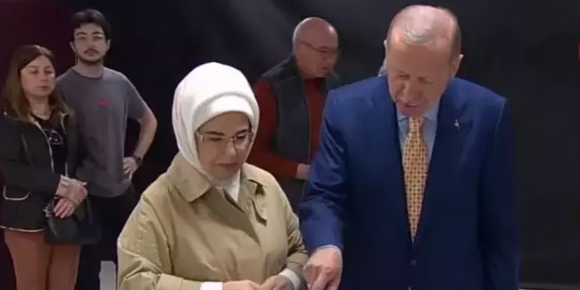 'Seçim yeni bir dönemin başlangıcı'. Erdoğan oyunu İstanbul’da kullandı