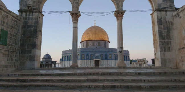 İsrail, Mescid-i Aksa'da cuma namazı kılınmasını 13 haftadır kısıtlıyor!