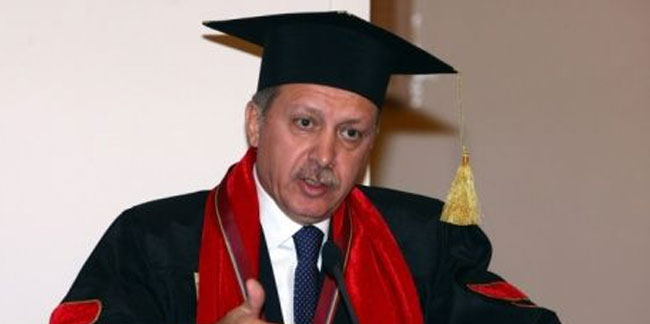 Erdoğan üniversite mezunu mu? Hocası canlı yayına bağlandı