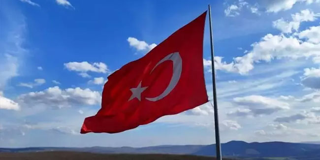 Türkiye'nin en büyük bayrağı burada! 430 kg ağırlığı var