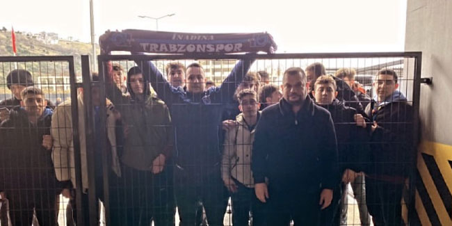 Trabzonspor’da vekil başkan Doğan, takım otobüsünü karşıladı