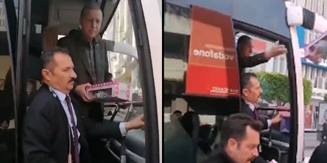 Cumhurbaşkanı Erdoğan depremzedelere otobüsten oyuncak fırlattı