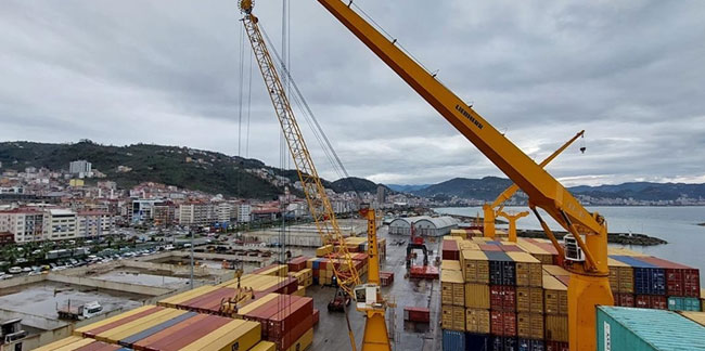 Trabzon Limanı'nı geride bıraktı! 5 ayda 48 yük ile 8 konteyner gemisi giriş yaptı