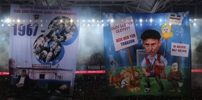Trabzonspor - Antalyaspor maçında dikkat çeken koreografi