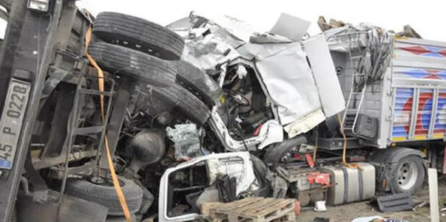 Eskişehir’de kamyon kazası: 3 yaralı
