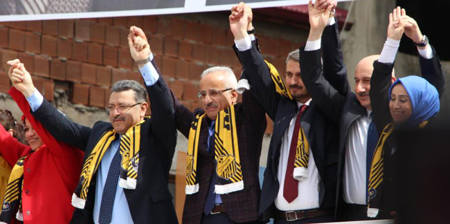 Bakan Abdulkadir Uraloğlu: Büyükşehir ve 18 ilçemizi alalım
