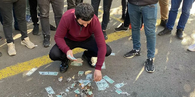 Diyarbakır'da vatandaş doları yaktı: Esnaf öldü, hükümet nerede?