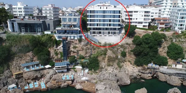 Antalya'da ruhsatsız 7 katlı bina yıkılacak