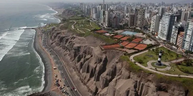 Peru'da 7.2 şiddetinde deprem: Tsunami uyarısı yapıldı