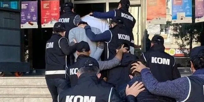 Konya merkezli 10 ilde FETÖ operasyonu: 13 gözaltı