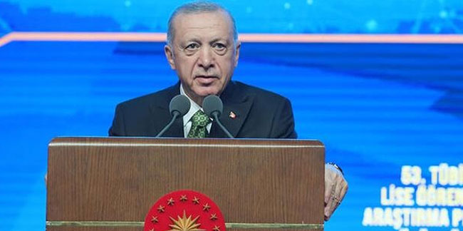 Erdoğan: Bunlar bırakın uzayı gökyüzüne kağıttan uçak fırlatamaz
