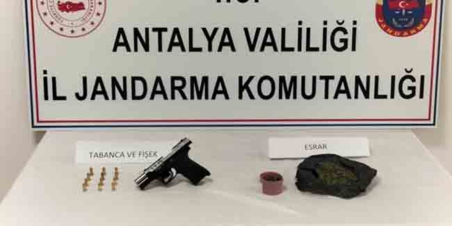 Antalya’da jandarmadan uyuşturucuya geçit yok