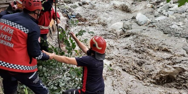 Sakarya’da dere taştı; 1 kişi kayıp