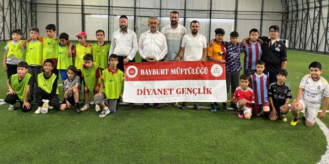 Bayburt’ta Yaz Kur'an Kursları Arası Futbol Turnuvası başladı
