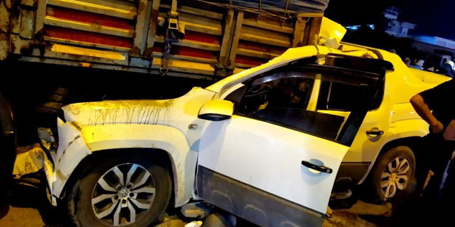 Samsun'da kamyonet tıra arkadan çarptı: 1 ölü, 1 ağır yaralı