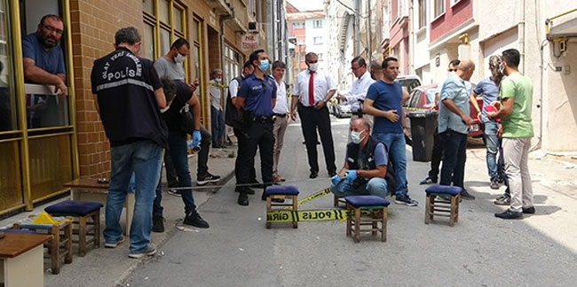 Balkondan ateş açtı, kahvehane önünde çay içeni vurdu