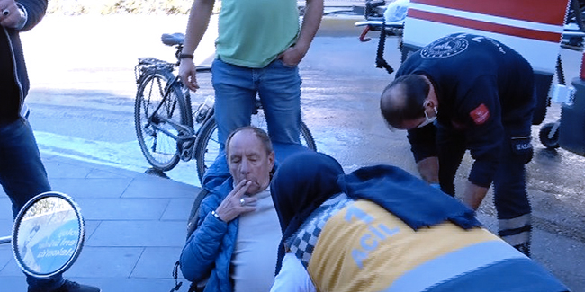 Motosikletten düşerek yaralanan Alman turist yattığı yerden purosunu içmeye devam etti
