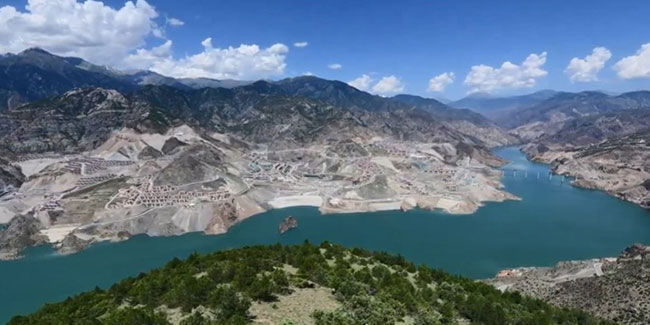 Artvin'deki dev barajın yapılışı videoya dönüştürüldü