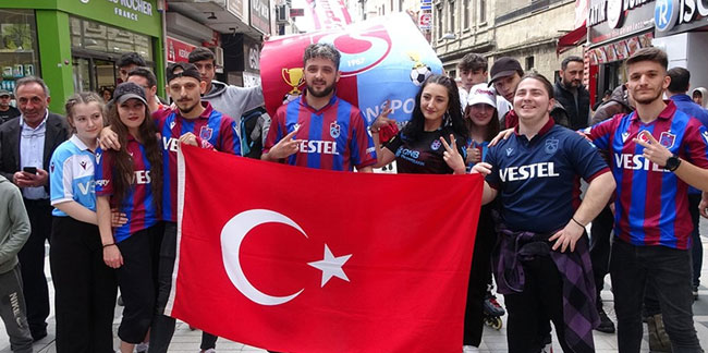 Trabzon'da şampiyonluk kutlamaları erken başladı