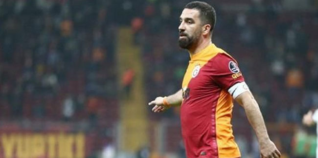 Galatasaraylı futbolcularla ilgili iddia gündeme bomba gibi düştü