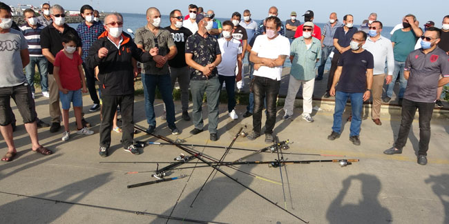 Samsun'da amatör olta balıkçılarından eylem
