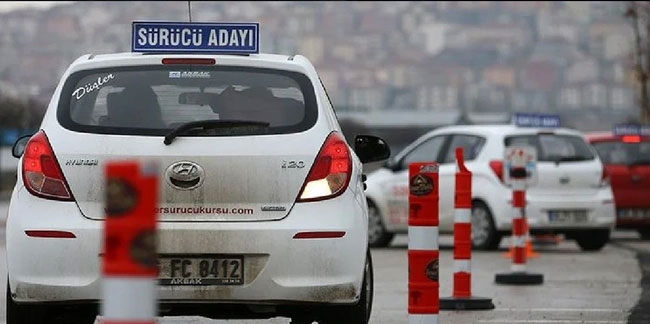 Ehliyet sınavında yeni düzenleme: Motor soruları azalıyor