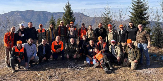 Trabzon'lu ve Rize'li Avcılar Birlikte Avlandı