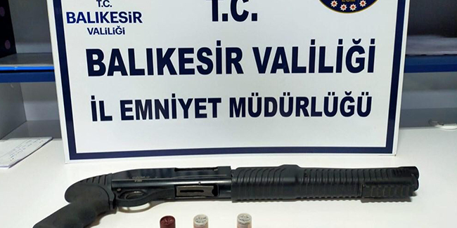 Balıkesir'de polisten 'Huzur' operasyonu: 30 kişi gözaltına alındı