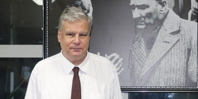 Prof. Dr. Örsan Öymen 