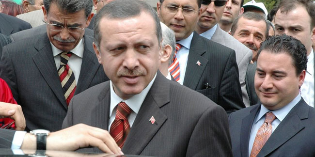 Ali Babacan'dan Erdoğan'a "Boş teneke" yanıtı: Niye 13 yıl çalıştınız?