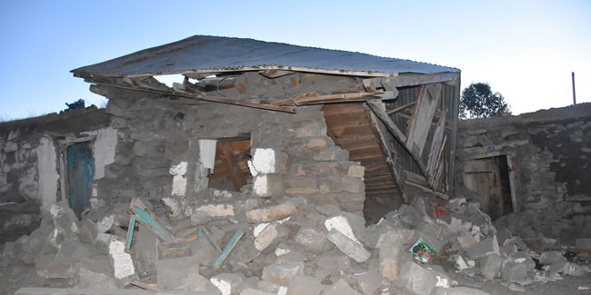 Ardahan’da depremler: Hasar meydana geldi, 1 kişi yaralandı