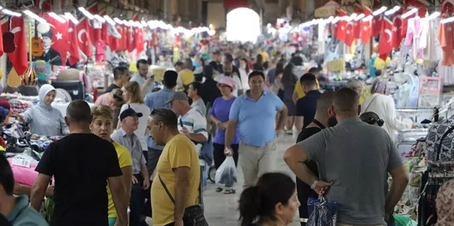 Pasaportsuz giriş kararı sonrası Bulgar turistler Edirne'de: 'Memnunuz, daha rahat gelip gideceğiz'