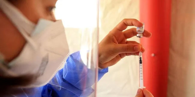 Sağlık Bakanlığı'ndan koronavirüs aşısına ilişkin yeni kararlar!