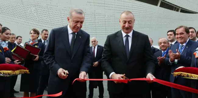 Erdoğan Zengilan Uluslararası Havaalanı’nın açılış törenine katıldı