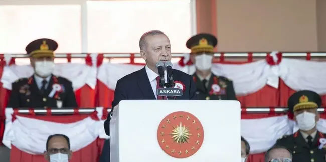 Erdoğan: FETÖ ile irtibatı olan yaklaşık 21 bin TSK mensubunun orduyla ilişkisi kesildi