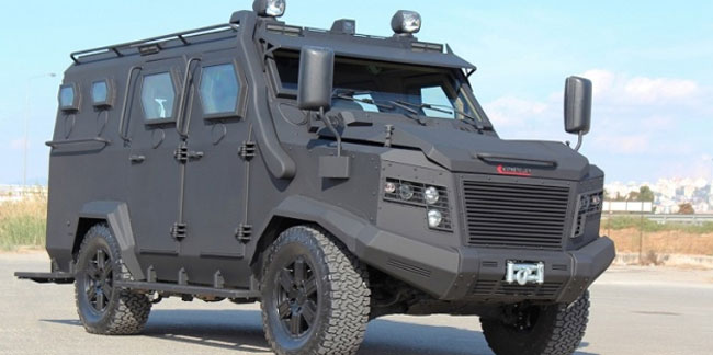 Kenya ordusunun zırhlı araçları Türkiye'den gidecek