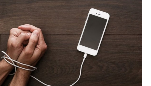 Akıllı telefon bağımlılığı bu hastalığa davetiye ç