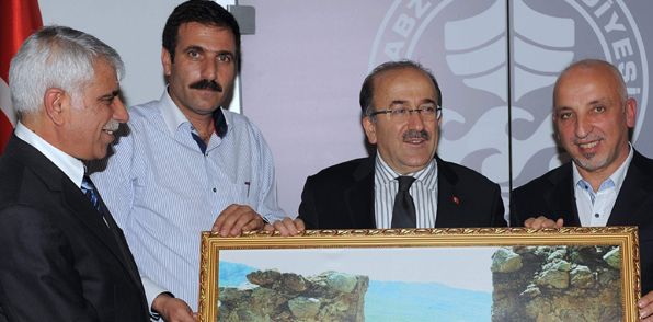 Ağrılı gazeteciler Trabzon'da