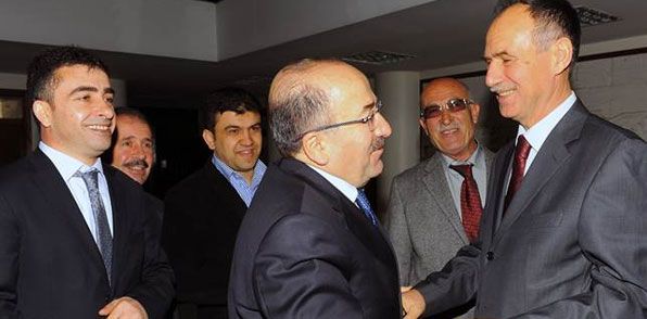 Gümrükçüoğlu, Türkmen'i ziyaret etti