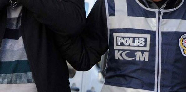 Trabzon'da 8 ayrı suçtan aranan zanlı yakalandı
