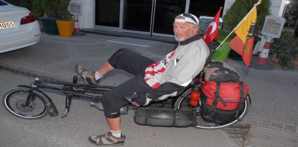 Dünya Turuna Çıkan 59 Yaşındaki Bisikletçi Samsun'