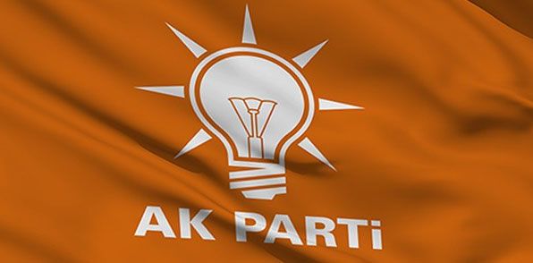 AK Partili vekile taşlı saldırı!