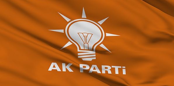 AKP'de istifa üstüne istifa