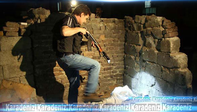Diyabakır'da 500 polisle operasyon!